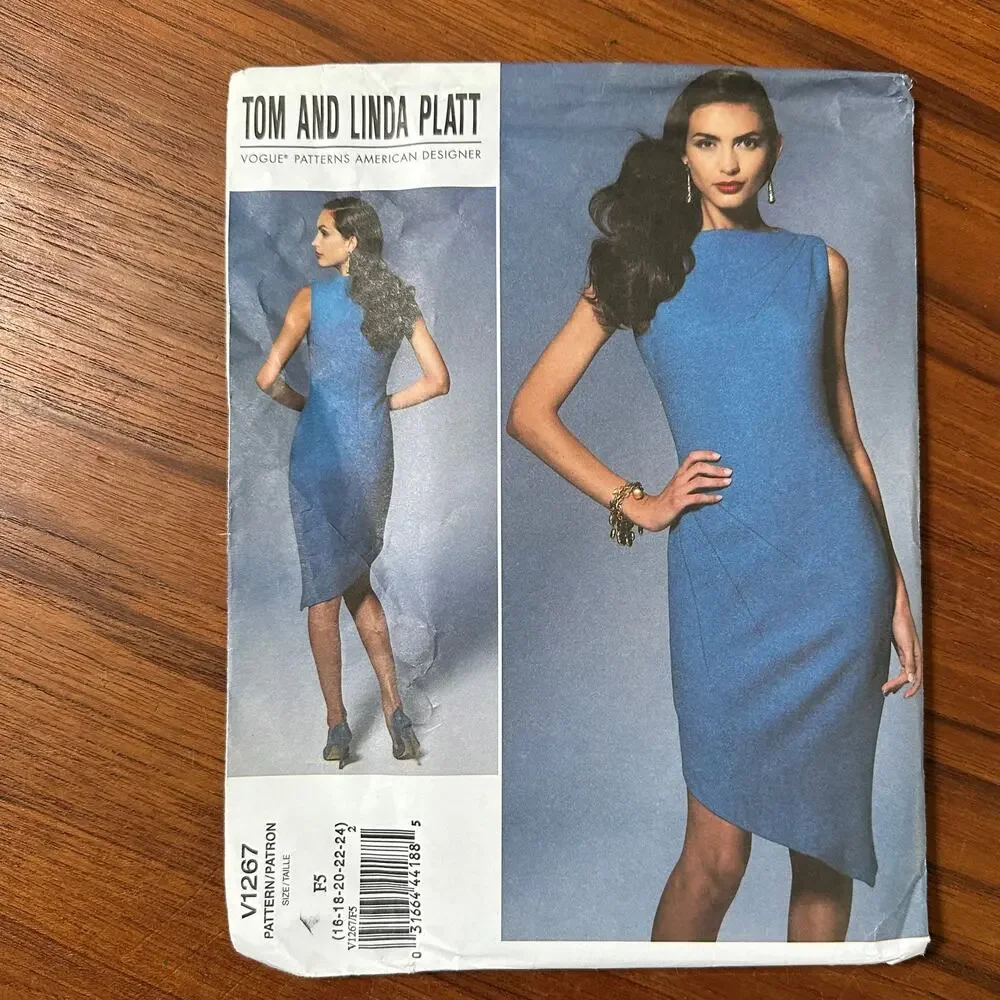 UNCUT Vogue Pattern 1267 Size 16-24 Tom & Linda Platt Dress